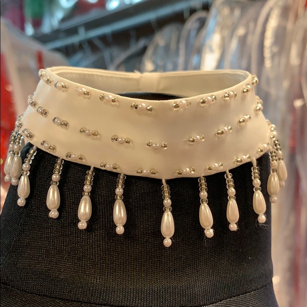 IVORY LITTLE GIRLS DRESS - Picture 4 of 4